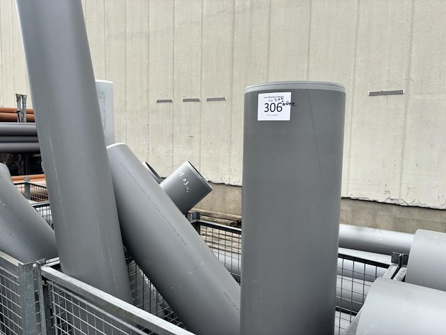 Diverse inhoud 4xbak pvc u-riool excl bak - afbeelding 3 van  7