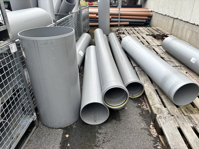 Diverse inhoud 4xbak pvc u-riool excl bak - afbeelding 6 van  7