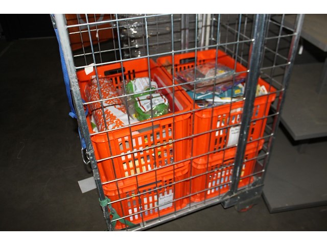 Diverse inhoud kratten - afbeelding 7 van  11
