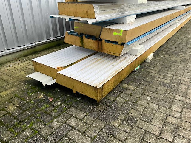 Diverse isolatiepanelen (75x) waaronder kingspan - afbeelding 31 van  31