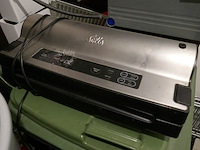 Diverse items deel 1 ( inhoud opbergruimte ) - afbeelding 4 van  5