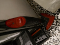 Diverse items deel 1 ( inhoud opbergruimte ) - afbeelding 5 van  5