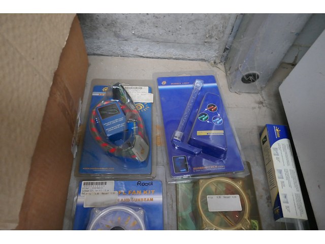 Diverse items deel 2 - afbeelding 4 van  6