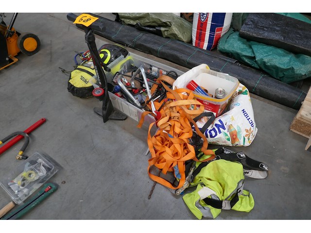 Diverse items deel 2 - afbeelding 1 van  5