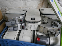 Diverse items kelder - afbeelding 2 van  4