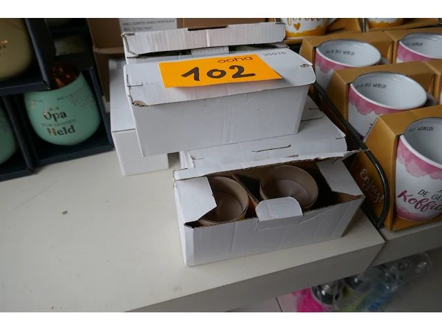 Diverse items souvenierwinkel deel 1 - afbeelding 2 van  18