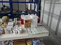 Diverse items souvenierwinkel deel 1 - afbeelding 11 van  18