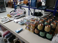 Diverse items souvenierwinkel deel 1 - afbeelding 12 van  18
