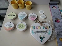 Diverse items souvenierwinkel deel 1 - afbeelding 14 van  18