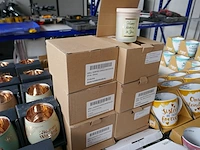 Diverse items souvenierwinkel deel 1 - afbeelding 18 van  18