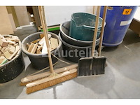 Diverse items - afbeelding 1 van  4