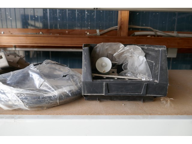 Diverse items - afbeelding 6 van  6