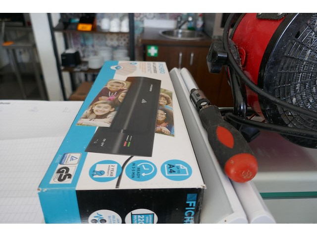 Diverse items - afbeelding 3 van  6