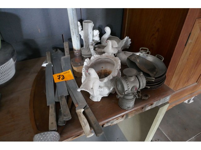 Diverse items - afbeelding 1 van  4