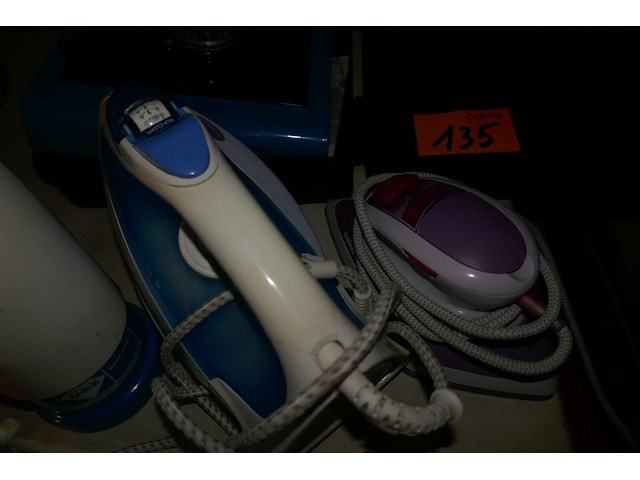 Diverse items - afbeelding 2 van  4