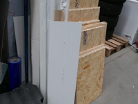 Diverse items - afbeelding 4 van  4