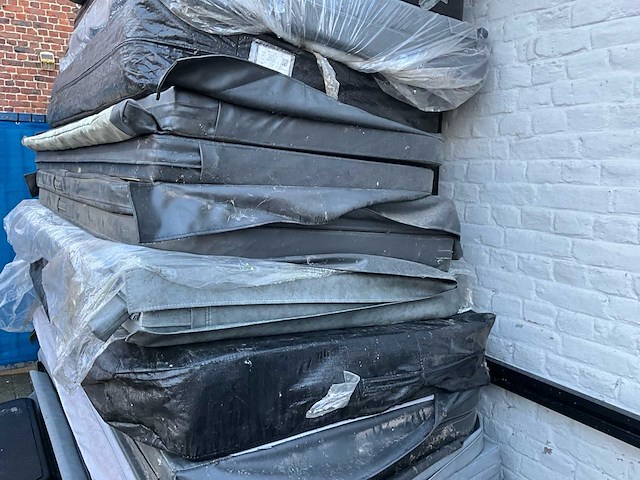 Diverse jacuzzi covers - afbeelding 3 van  12