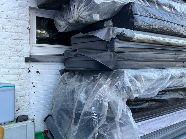 Diverse jacuzzie covers - afbeelding 8 van  12