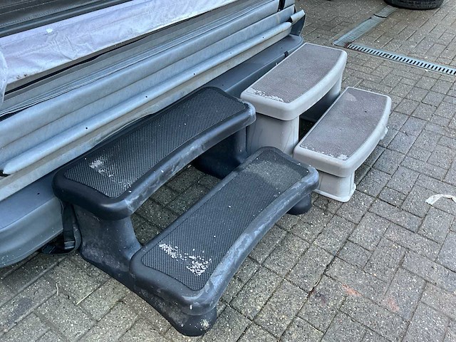 Diverse jacuzzie covers - afbeelding 10 van  12