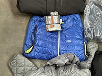 Diverse jassen (ca. 36x) - afbeelding 1 van  4