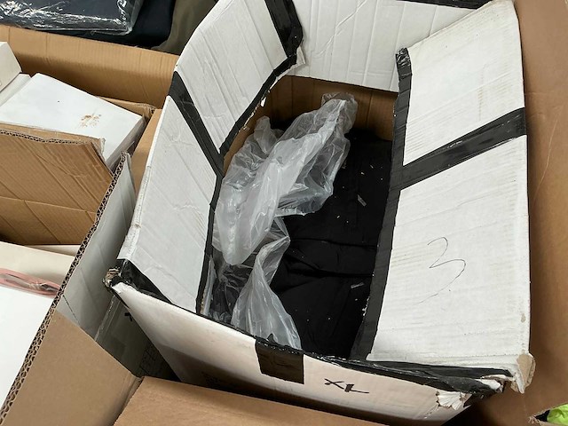 Diverse jassen (ca. 36x) - afbeelding 4 van  4