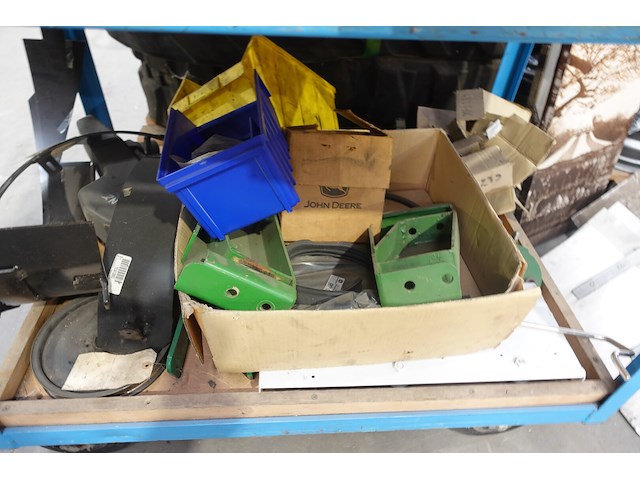 Diverse john deere onderdelen - afbeelding 12 van  12
