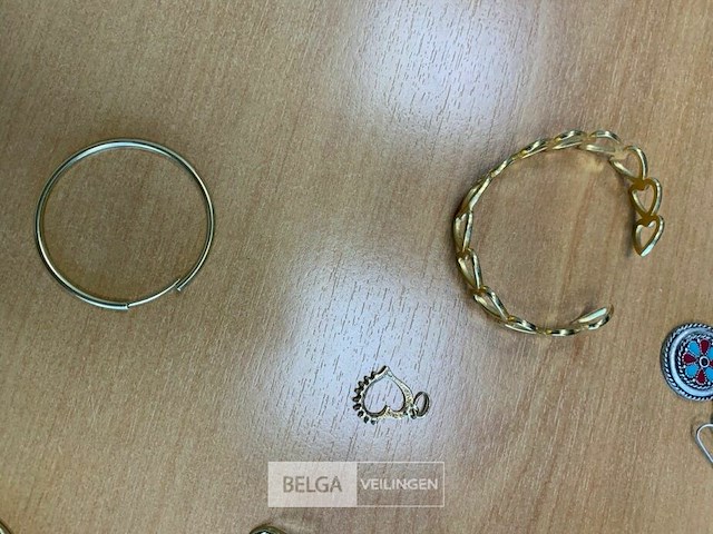 Diverse juwelen & horloges - afbeelding 5 van  11