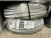 Diverse kabels en buizen (8x) - afbeelding 9 van  11