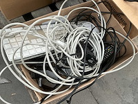 Diverse kabels en computer toebehoren - afbeelding 4 van  11