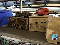 Diverse kabels en schakelkasten - afbeelding 18 van  28