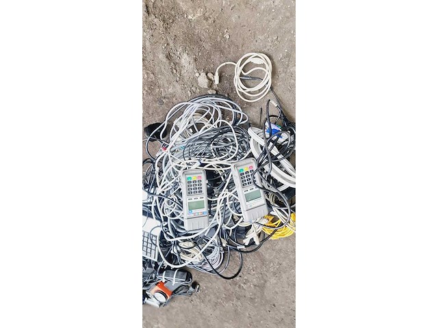 Diverse kabels - afbeelding 8 van  8