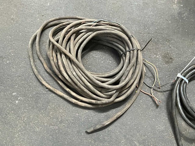 Diverse kabels - afbeelding 2 van  5