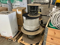 Diverse kabels - afbeelding 1 van  9