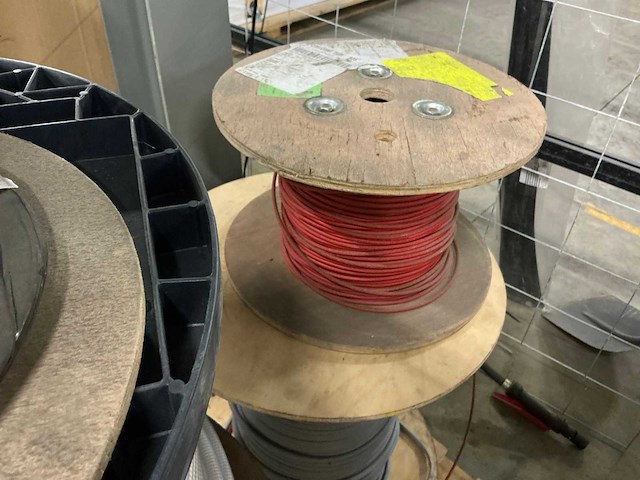 Diverse kabels - afbeelding 7 van  9