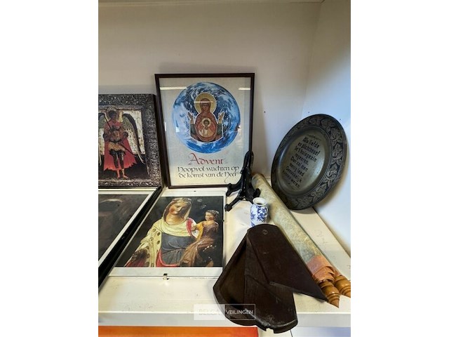 Diverse kaders met kerkelijke afbeeldingen - afbeelding 5 van  7