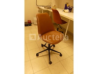 Diverse kantoormeubilair - afbeelding 10 van  21