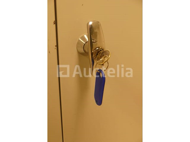 Diverse kantoormeubilair - afbeelding 1 van  21