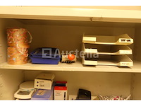 Diverse kantoormeubilair - afbeelding 13 van  21