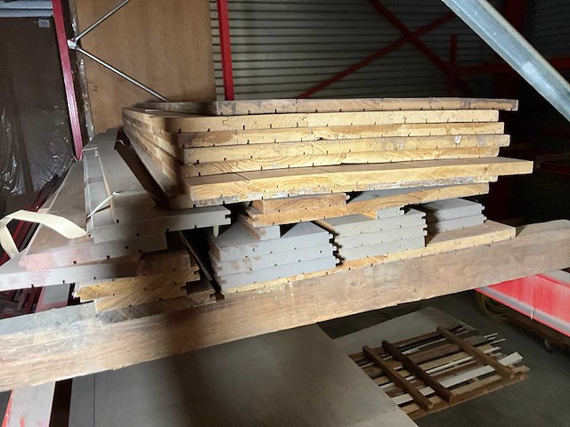 Diverse kasteelvloer panelen - afbeelding 2 van  6