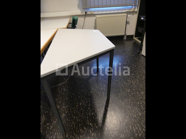 Diverse kasten en tafels - afbeelding 2 van  11