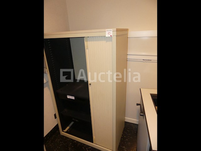 Diverse kasten en tafels - afbeelding 7 van  11