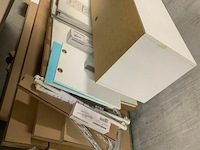 Diverse kasten nog in verpakking - afbeelding 2 van  3