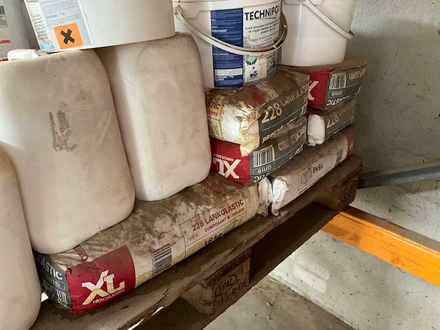 Diverse kelderdichtingsmaterialen - afbeelding 5 van  8