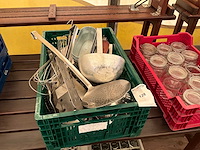 Diverse keukengerei - afbeelding 1 van  3