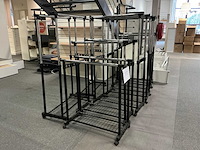 Diverse kledingrekken (10x) - afbeelding 2 van  5