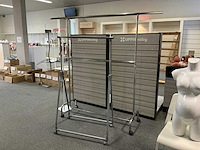 Diverse kledingrekken (10x) - afbeelding 4 van  5