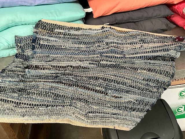 Diverse kleuren sierkussens (27x) - afbeelding 6 van  8