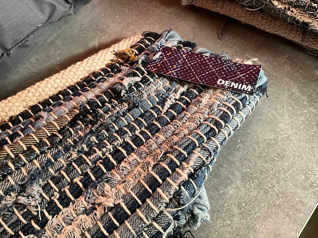 Diverse kleuren sierkussens (27x) - afbeelding 7 van  8