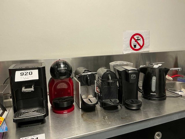 Diverse koffiezetapparaten (5x) - afbeelding 1 van  5