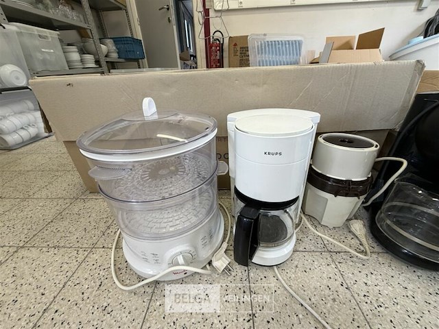 Diverse koffiezetapparaten - afbeelding 3 van  4
